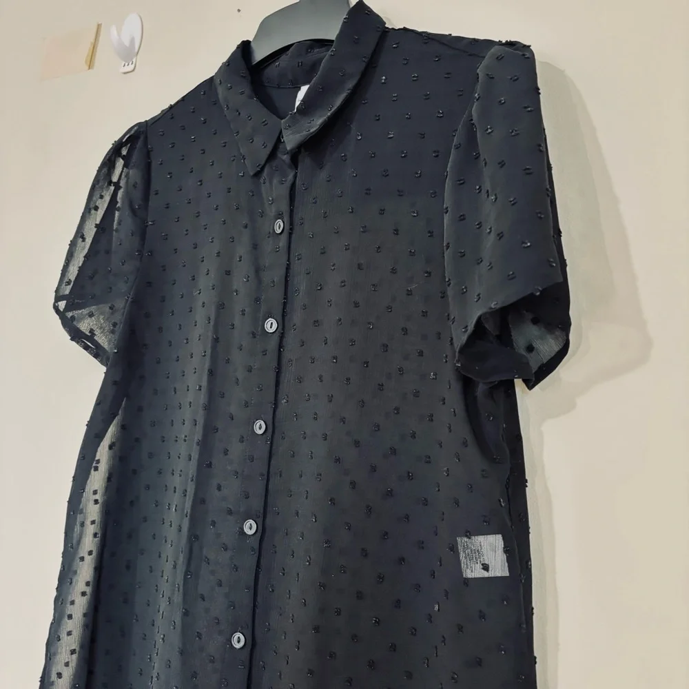 Elle black sheer button up high low short sleeve relaxed long shirt duster Small